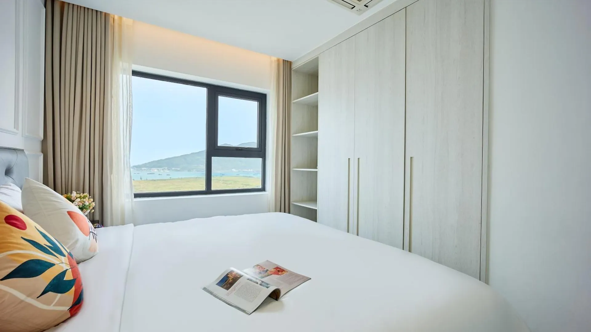 Danang Golden Bay - Ngan Apartment Vietnam